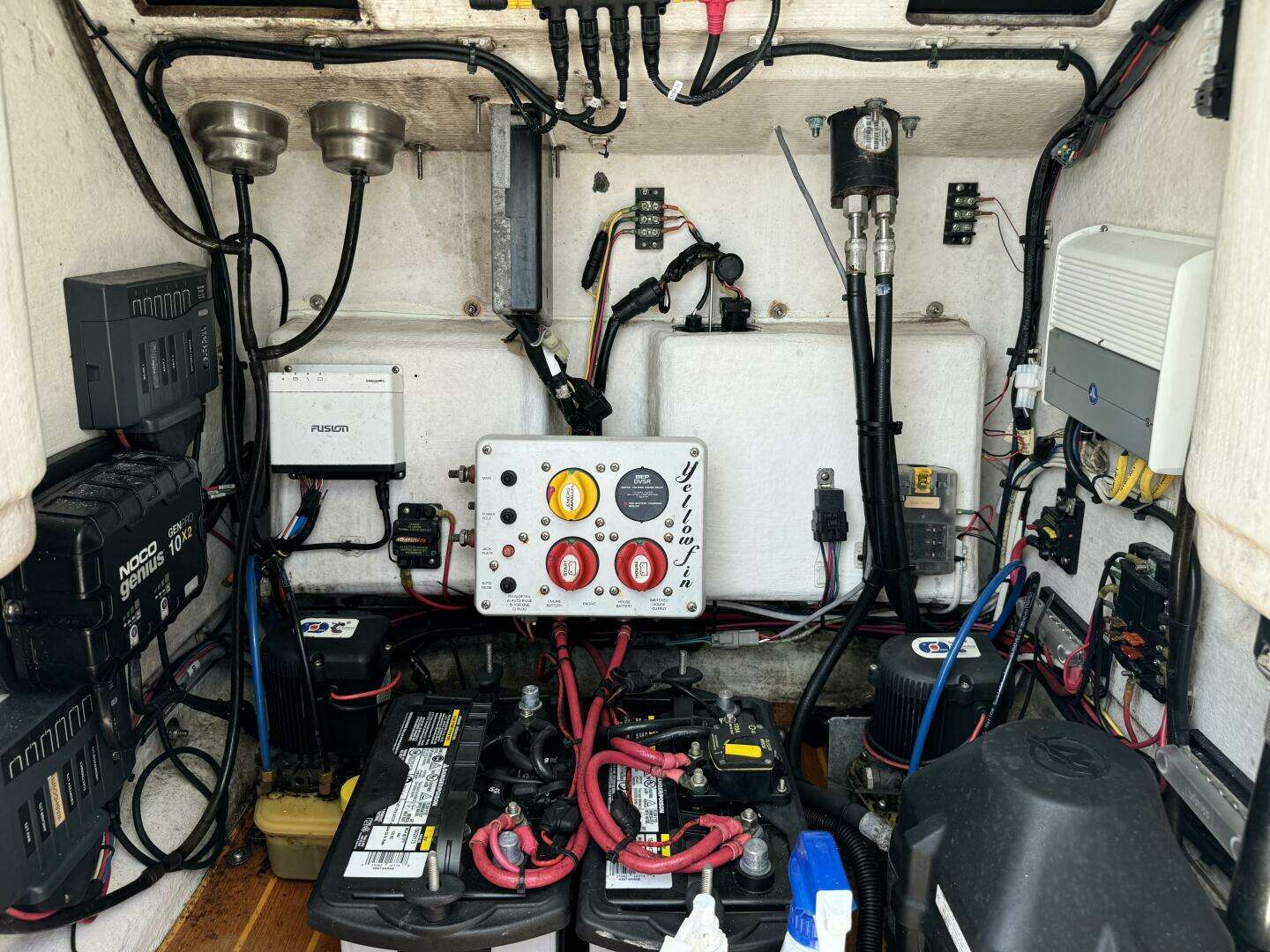 2015 Yellowfin — - Image 12