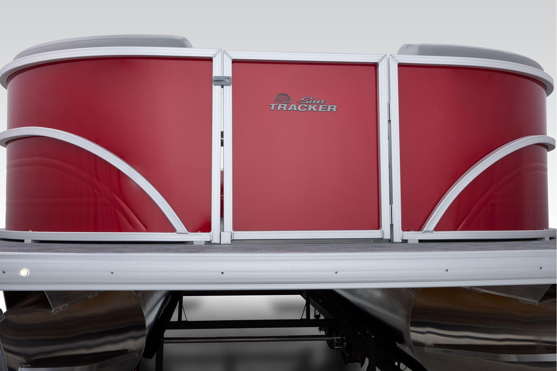 2026 Sun Tracker Party Barge 22 DLX - 39