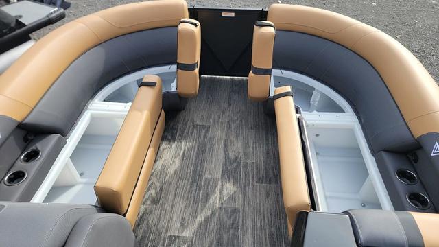 2025 Viaggio LAGO X 22U Tri-Toon (25" Tubes) - 7