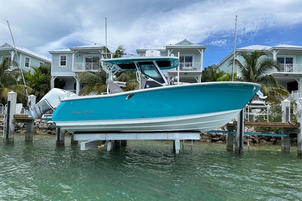 2021 Blackfin 272 CC