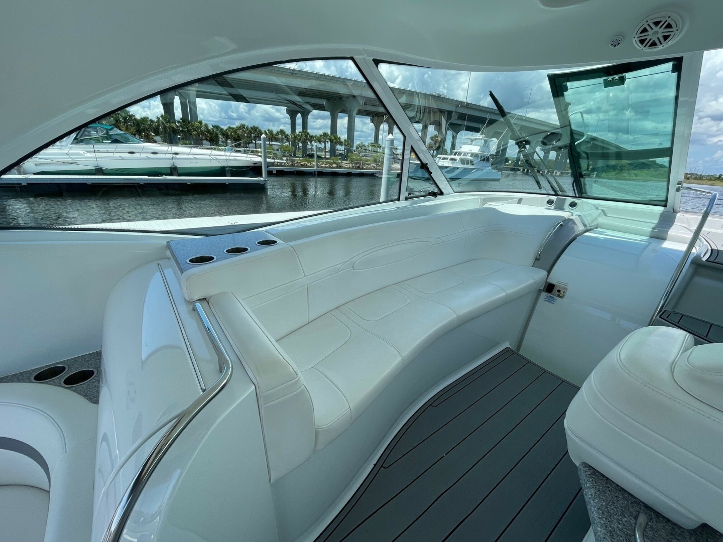 2008 Formula 45 Yacht - Image 15