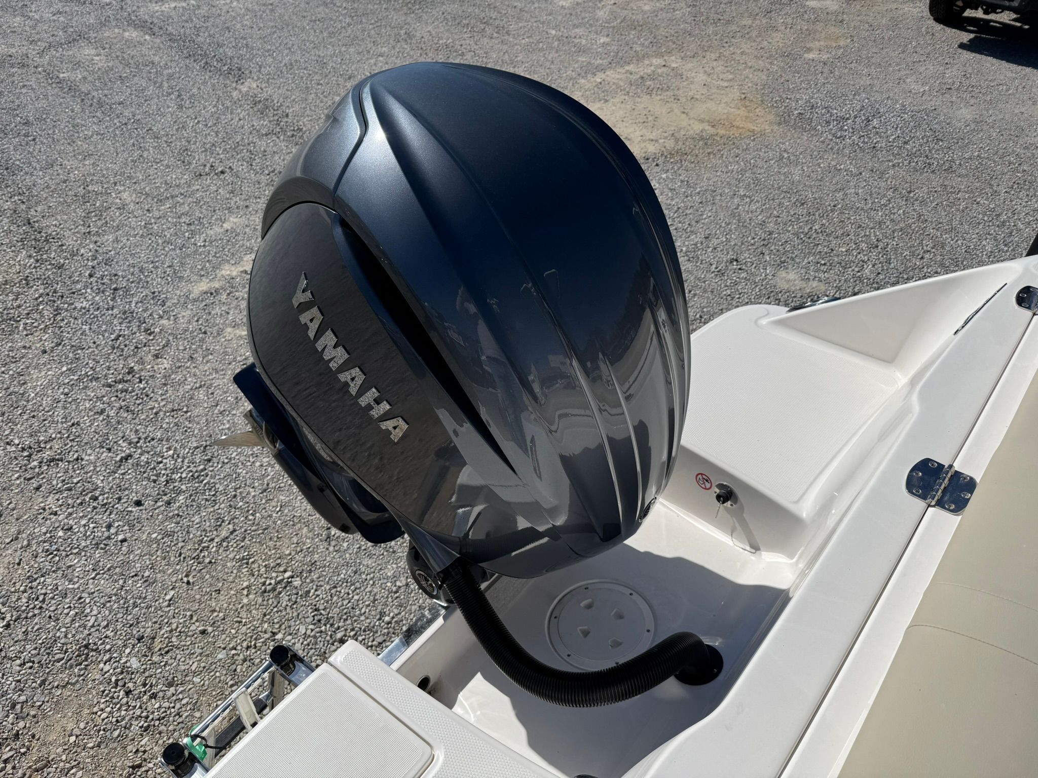 2026 ROBALO 222 CC - Image 11