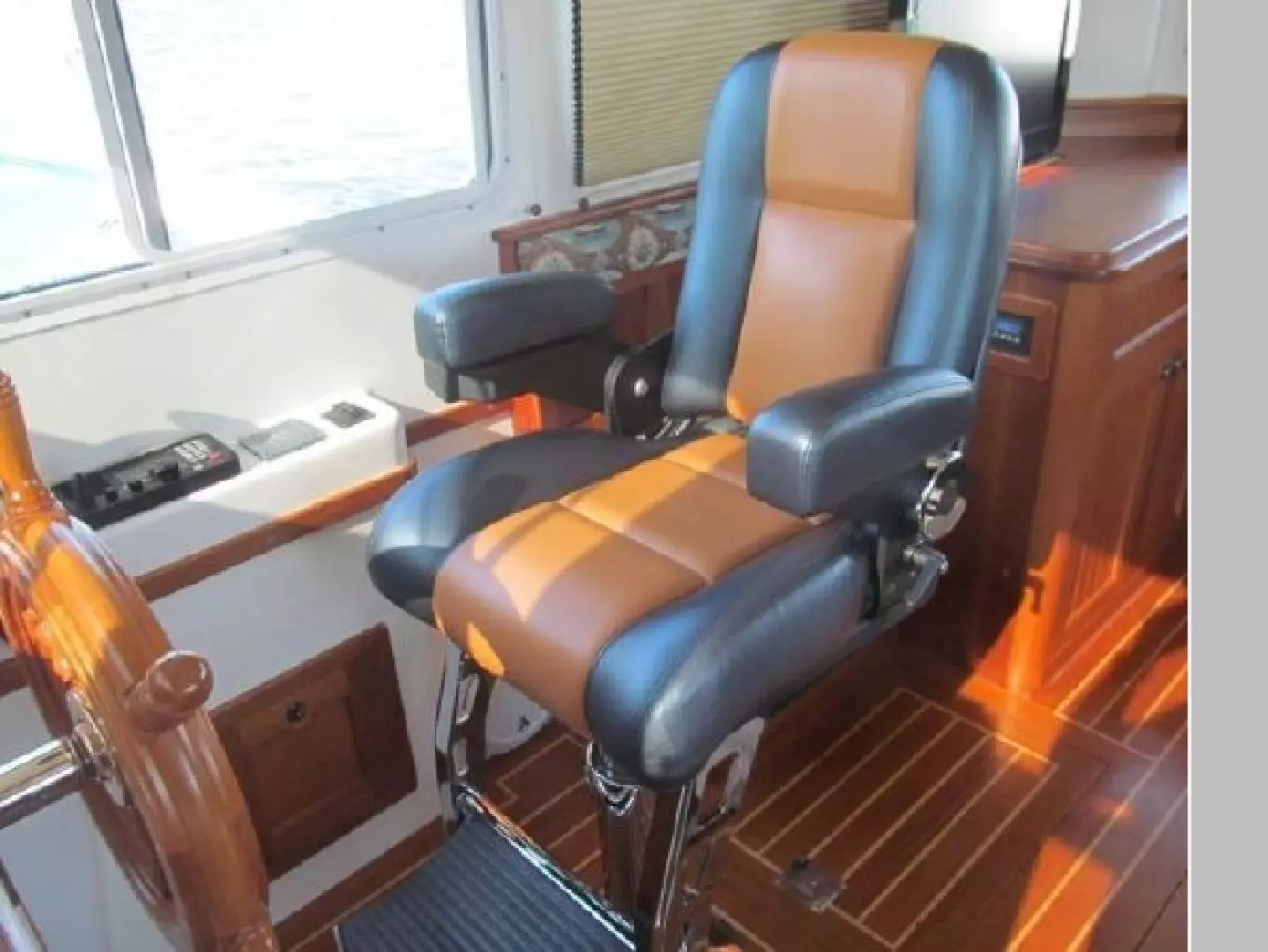 2007 Northern Bay 38 - Image 27