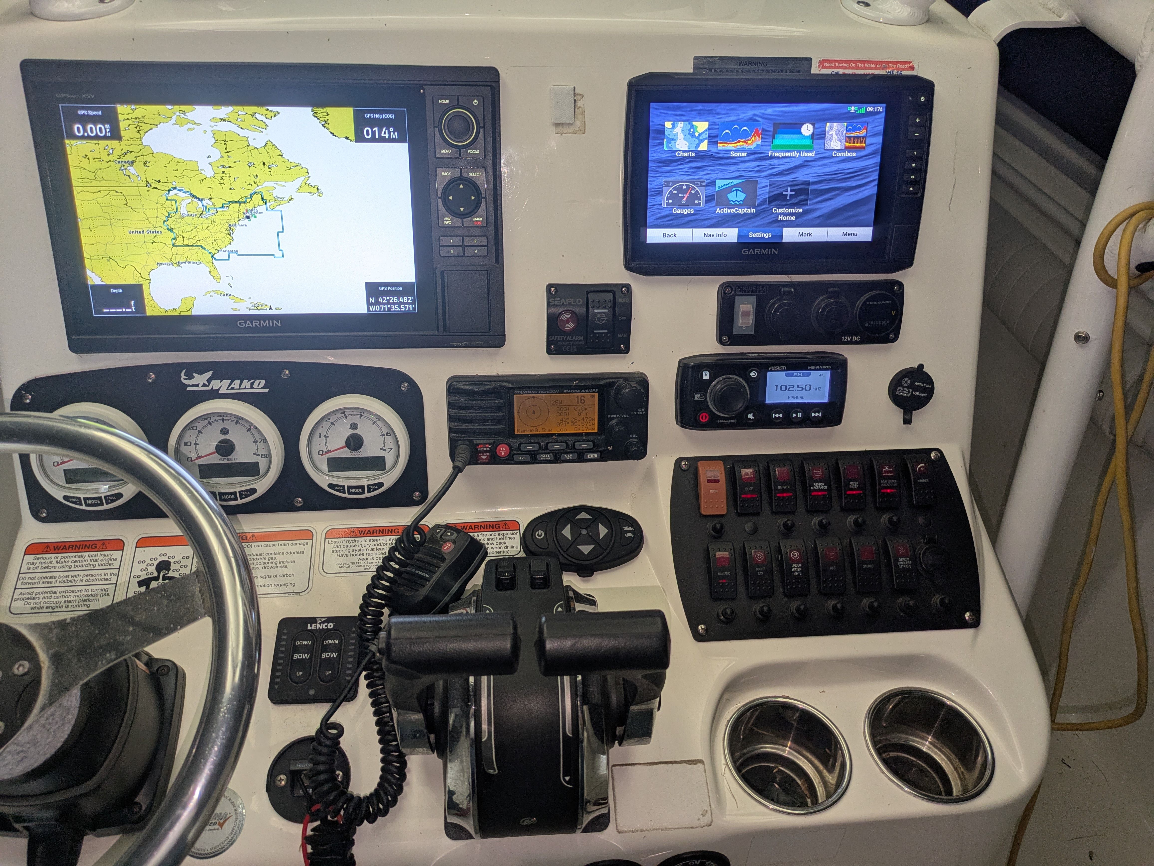 Control console of a 2017 Mako 234 Center Console boat.
