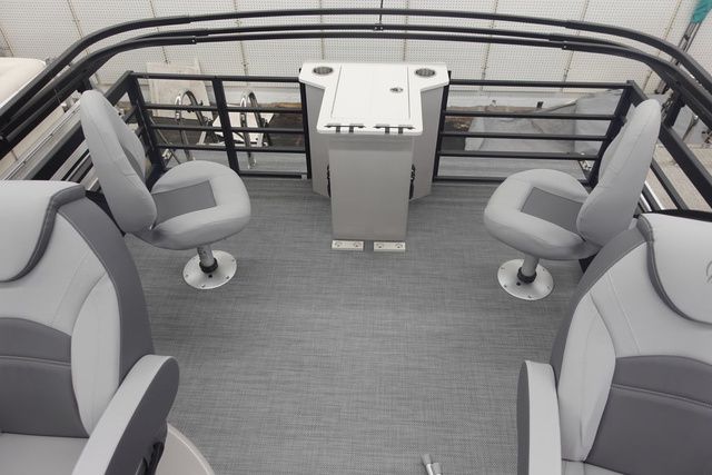 2023 Flagship Pontoons Discover Rear Fish D20 RF - 5