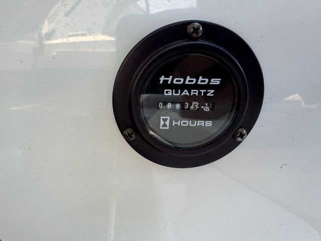 2005 Cobalt 250 - 12