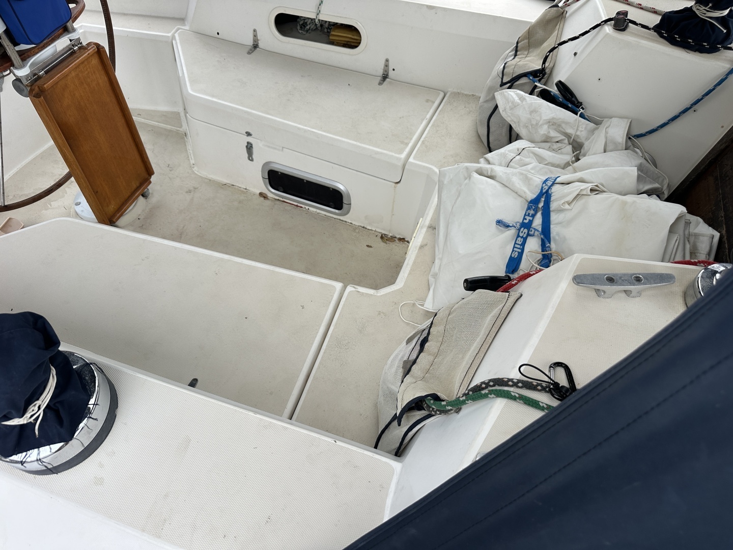 1991 Sabre 425 - Image 41