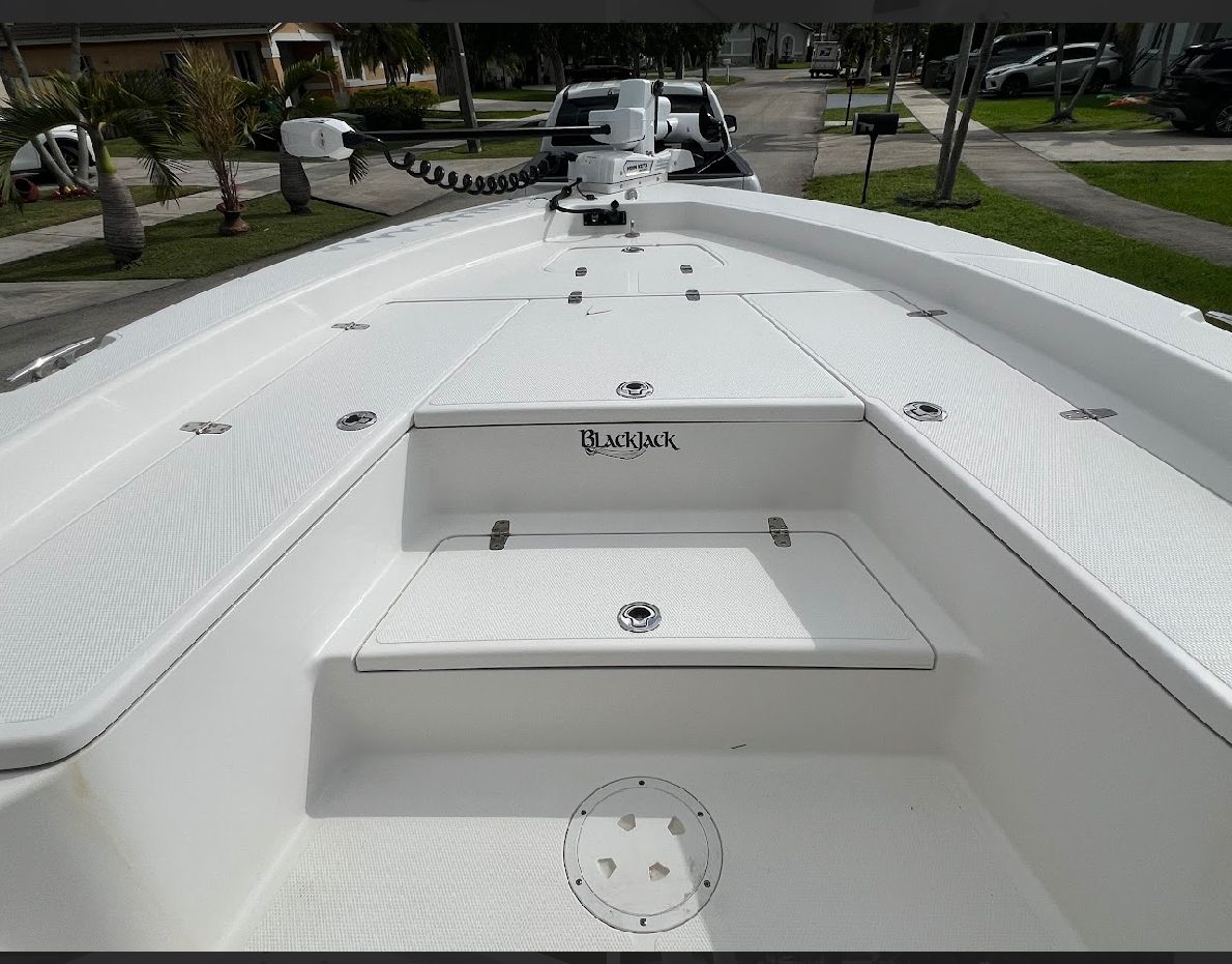 2019 K2 Marine blackjack 256 - 5