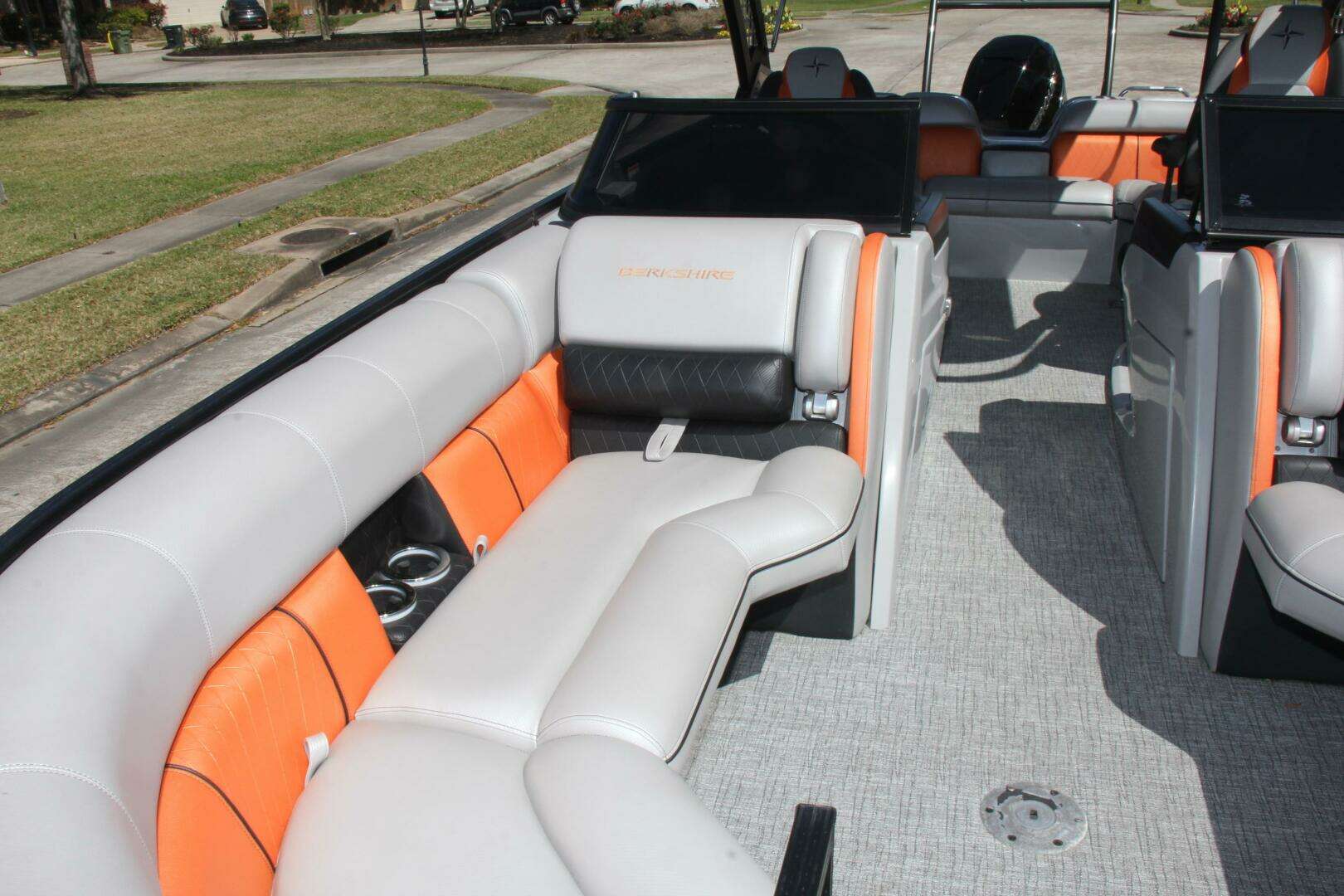 2021 Berkshire 25 Sport CL - Image 39