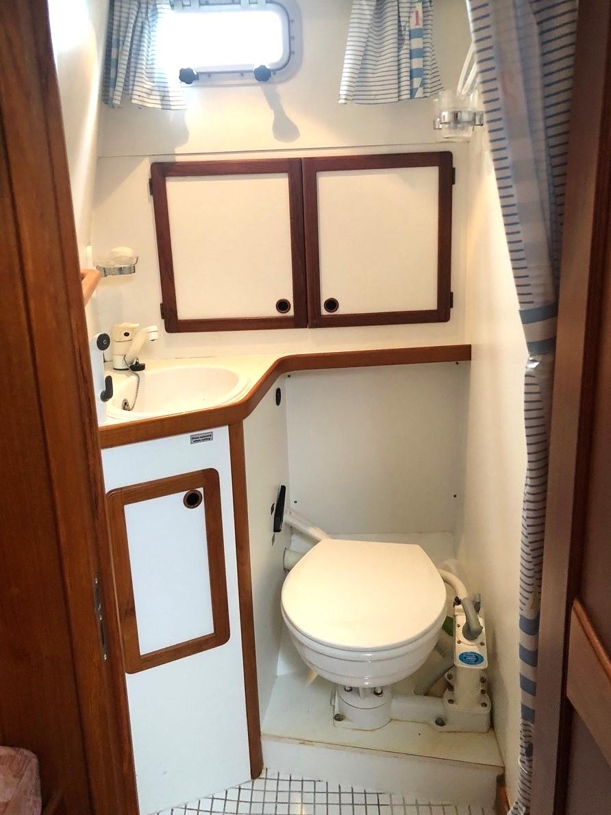 1998 Nauticat 39 - 72
