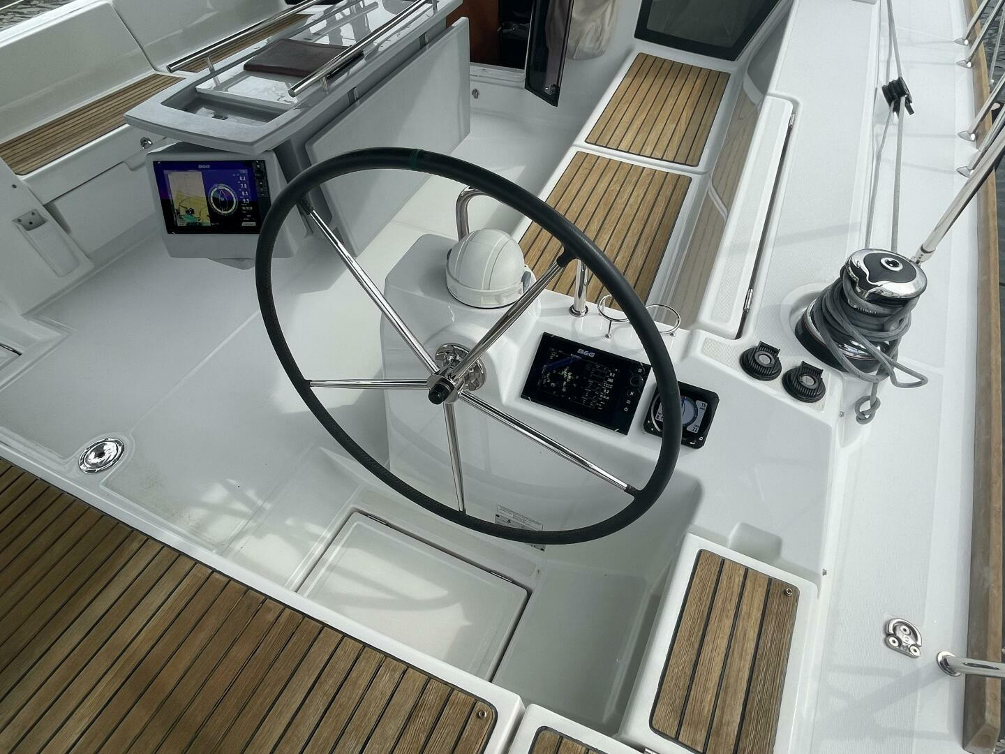 2017 Beneteau Oceanis 45 - Image 20