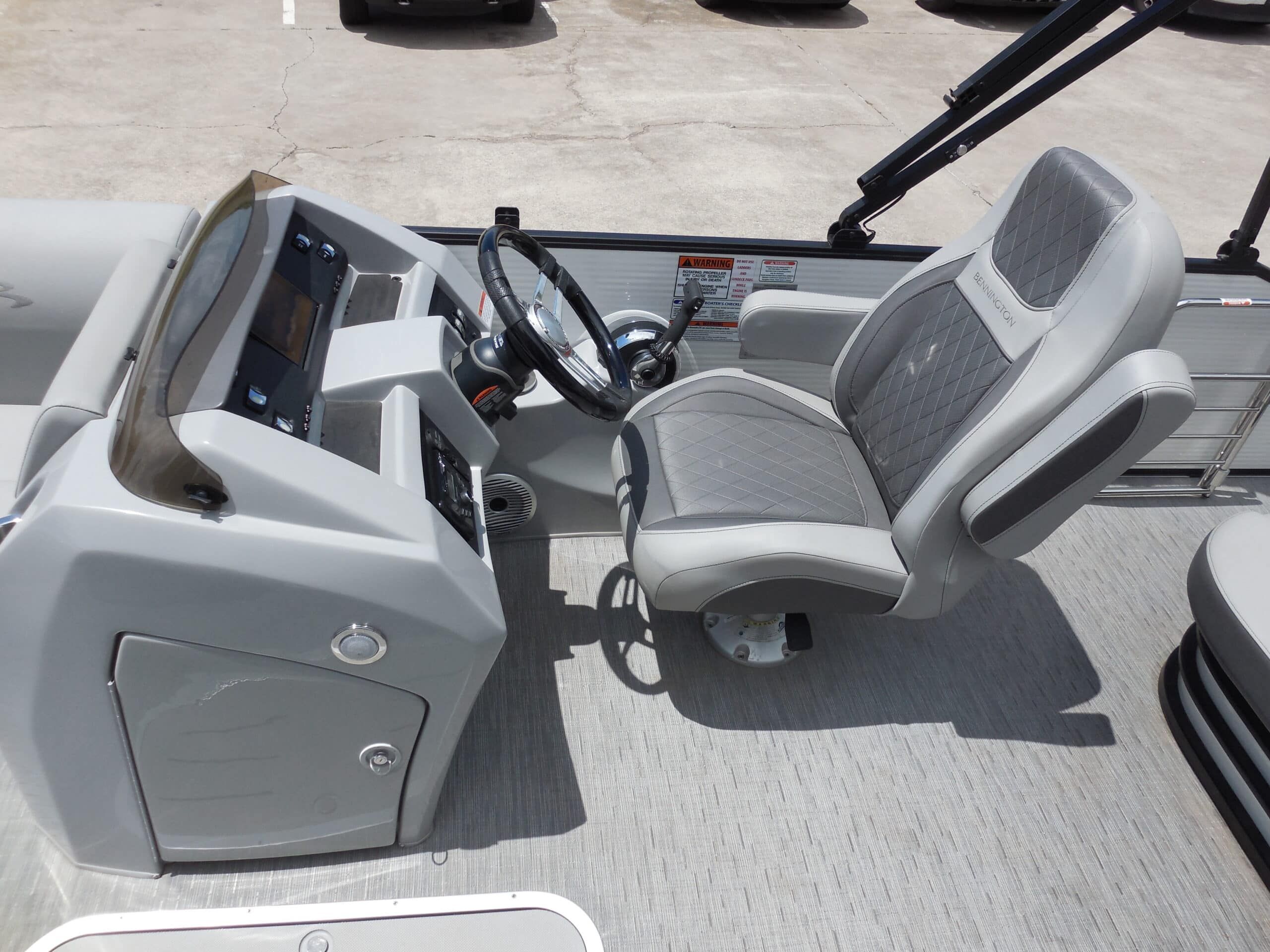 2023 Bennington 22LSB - 12