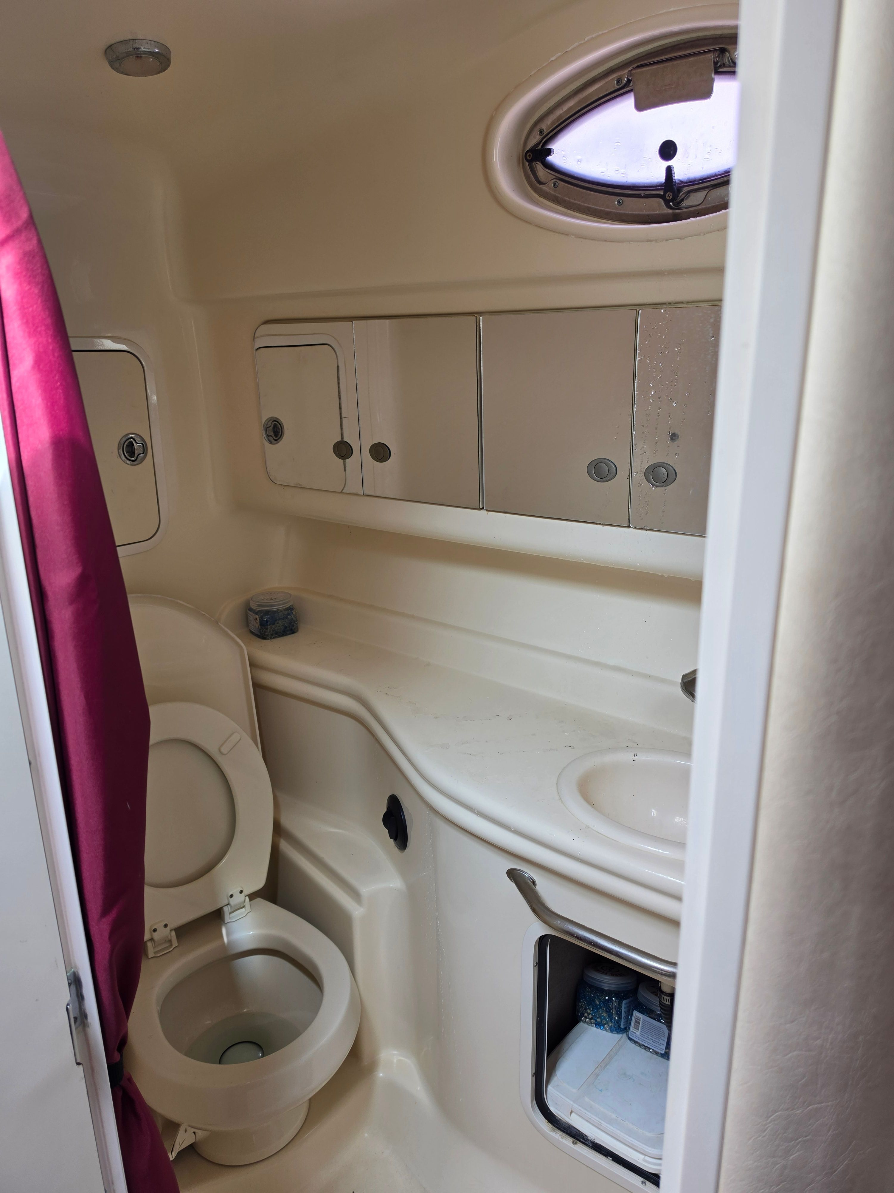 2005 Sea Ray Sundancer 320 - 12