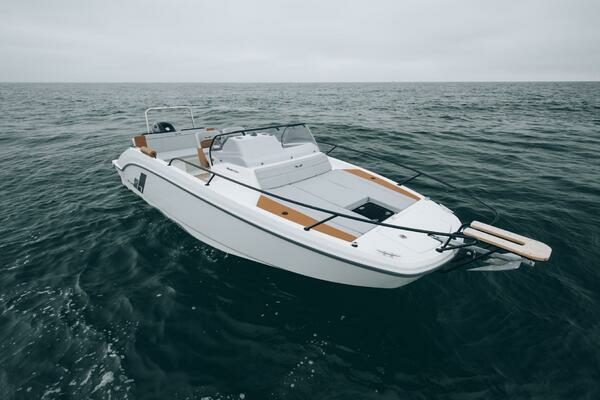 2025 Beneteau Flyer 7 Sundeck