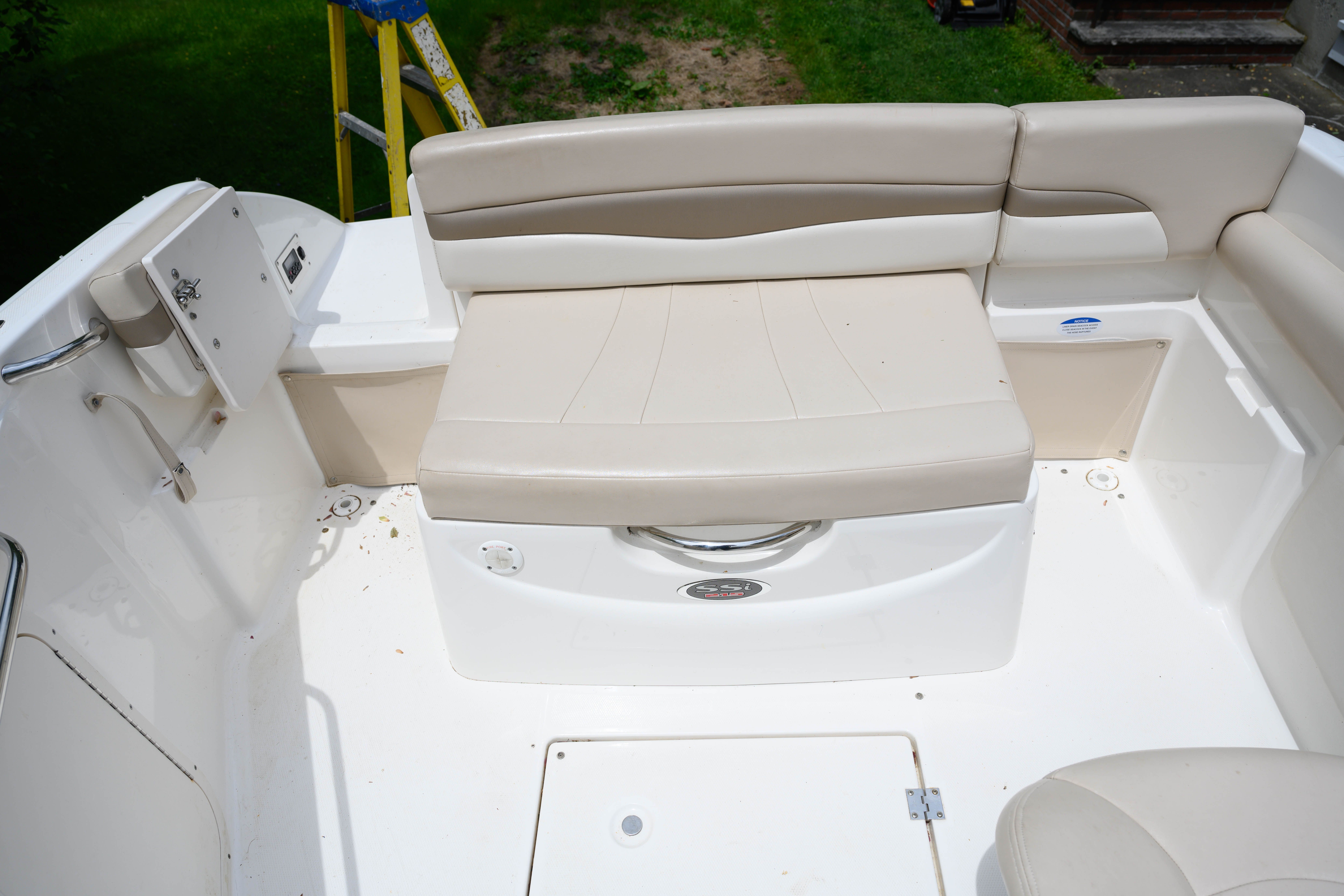 2011 Chaparral 215 SSi - 16