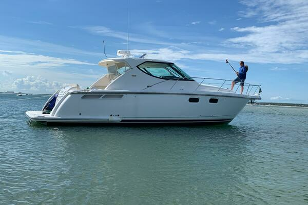 2007 Tiara Yachts 390 Sovran