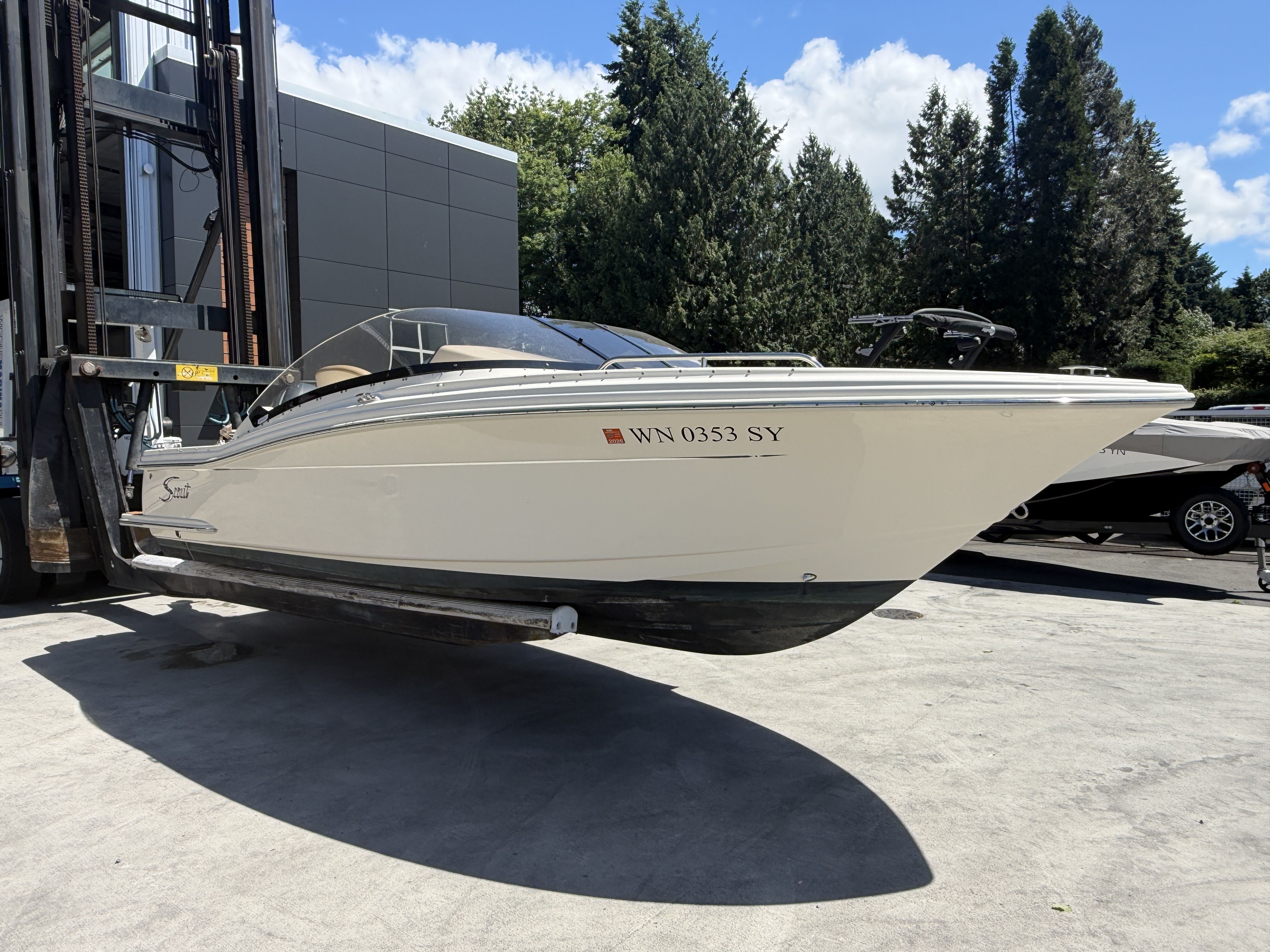 2021 Scout 215 - 4