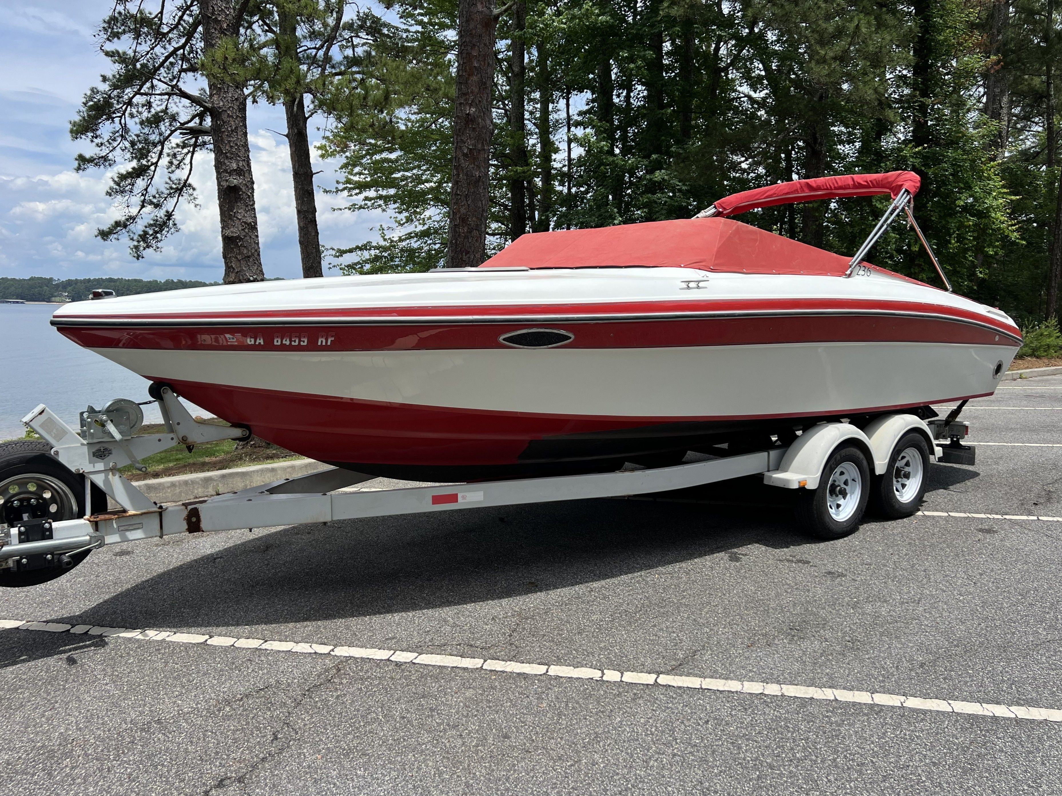 1990 Rinker 236 Sport Cuddy - 15