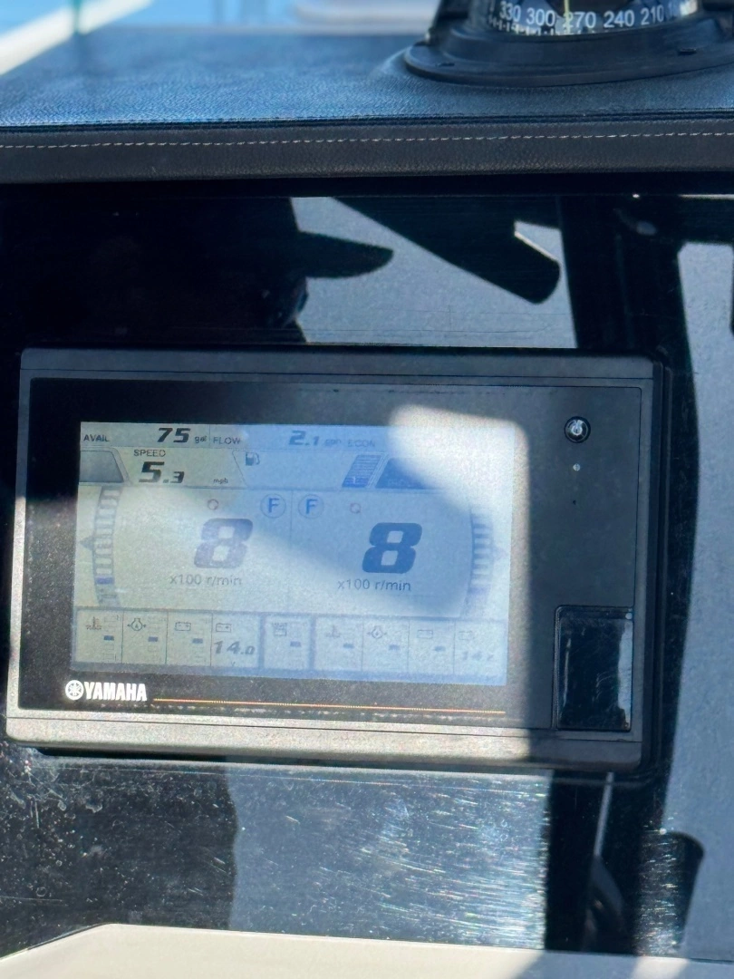 2021 Sailfish 29 Center Console - Image 8