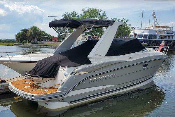 2014 Monterey 260 Sport Yacht