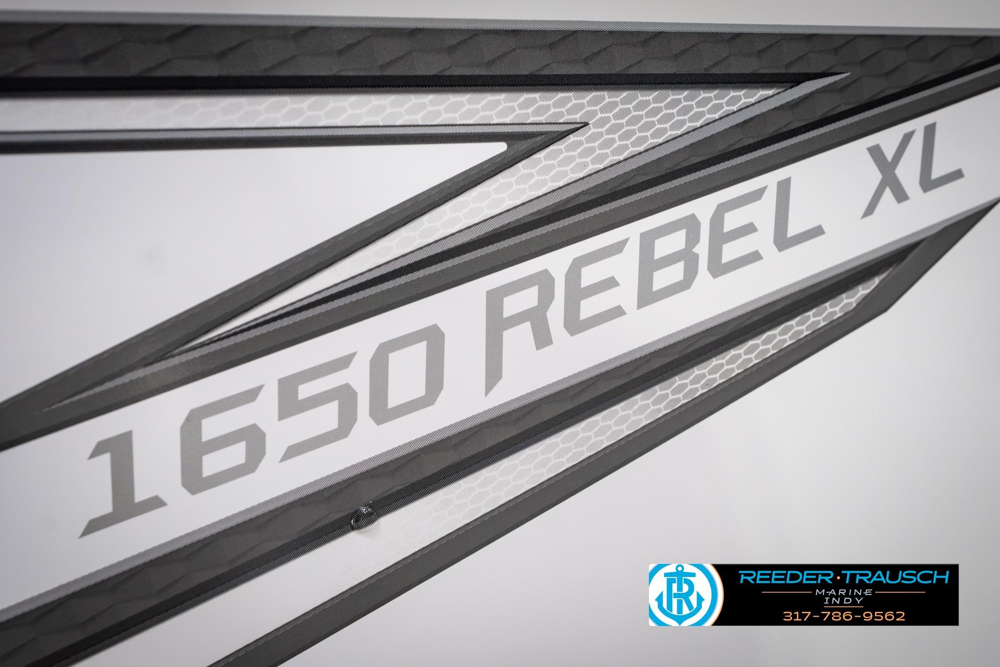 2026 Lund 1650 Rebel XL SS boat logo with Reeder-Trausch Marine contact details.