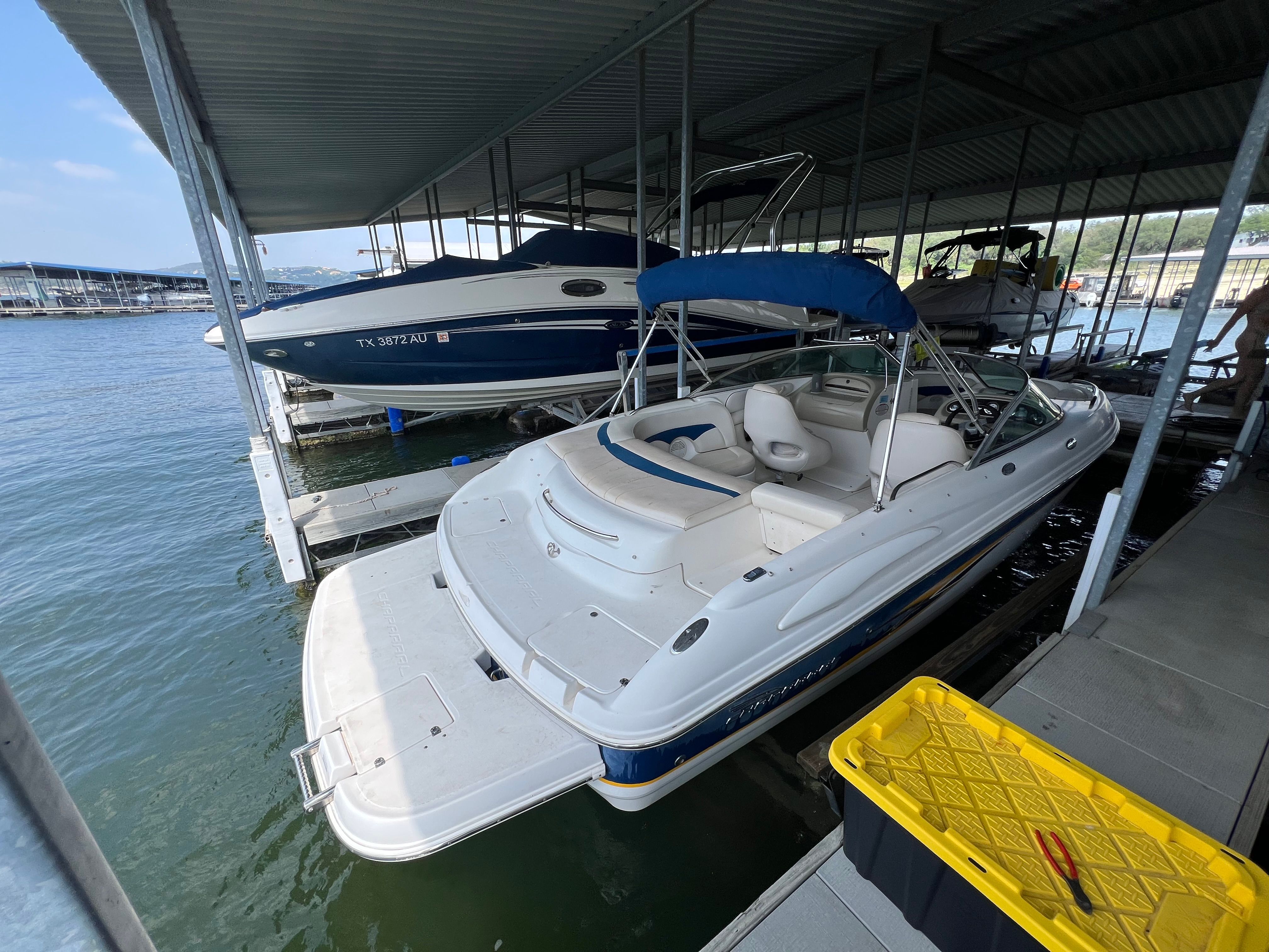 2002 Chaparral 220 SSi Wide Tech - 15