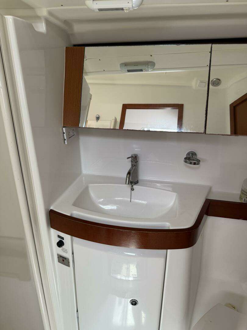 2012 Beneteau 43 - Image 98