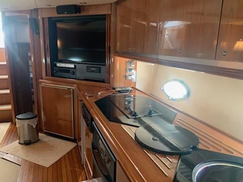 2002 Sunseeker Predator 68 - 6