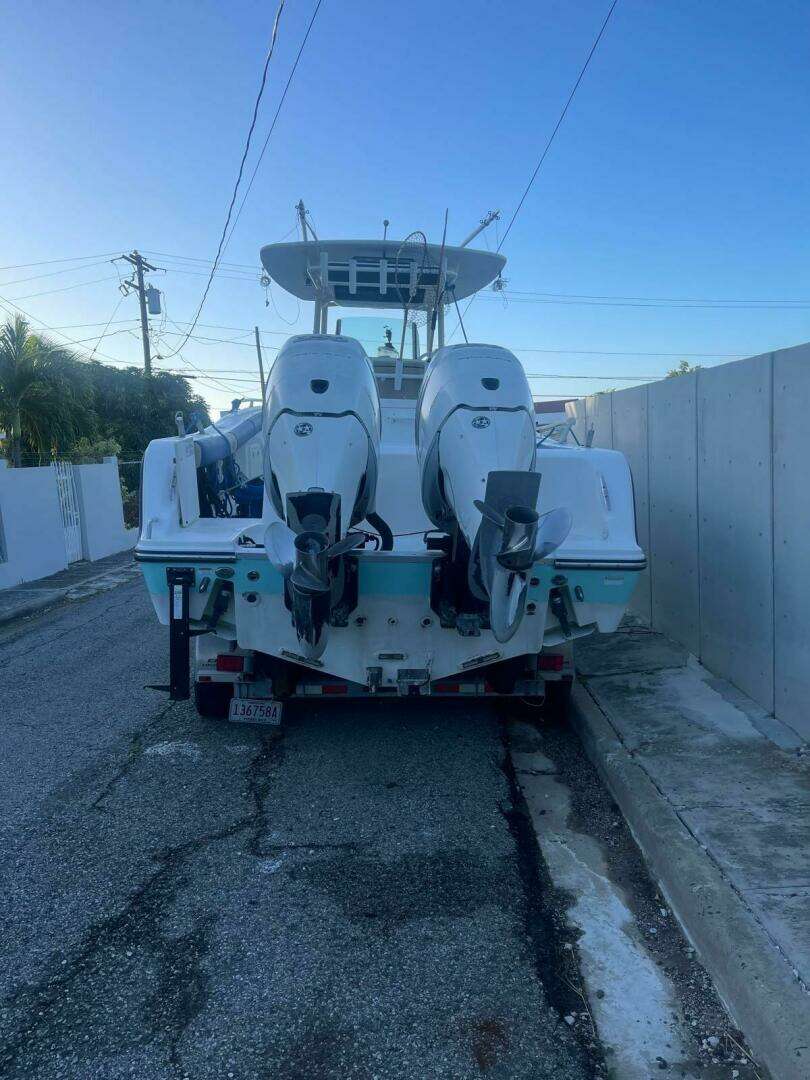 2016 Mako 284 Center Console - Image 6