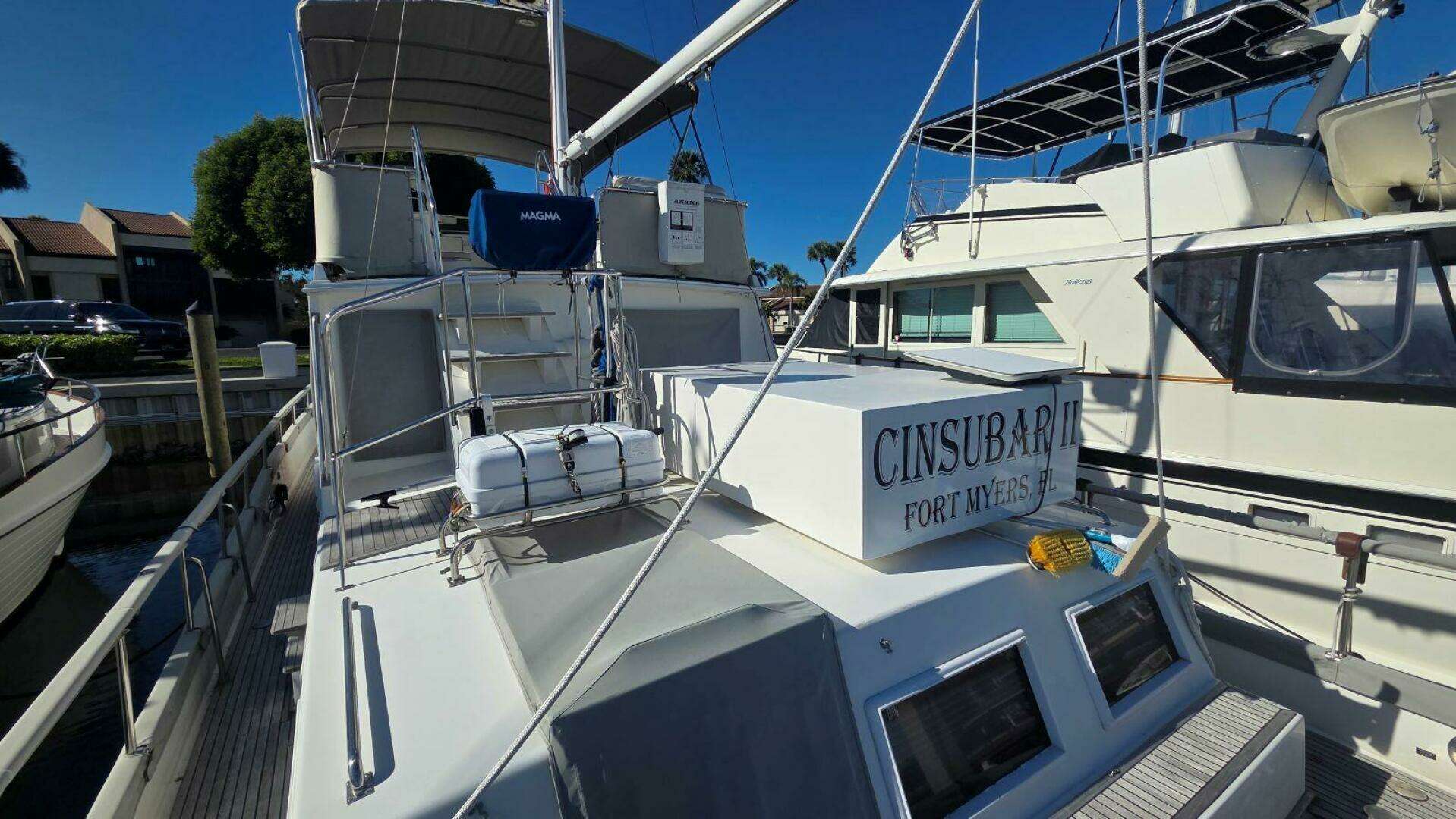 1997 Grand Banks 49 Classic - Image 14