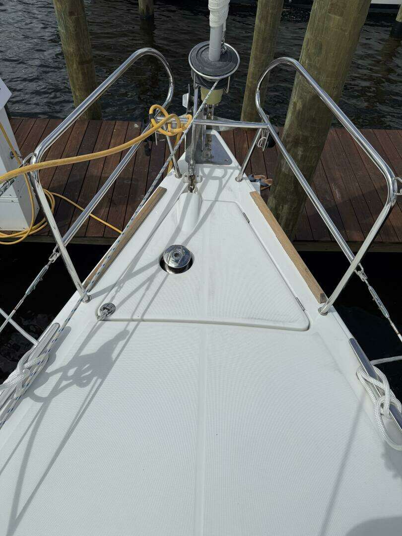 2012 Beneteau 43 - Image 8