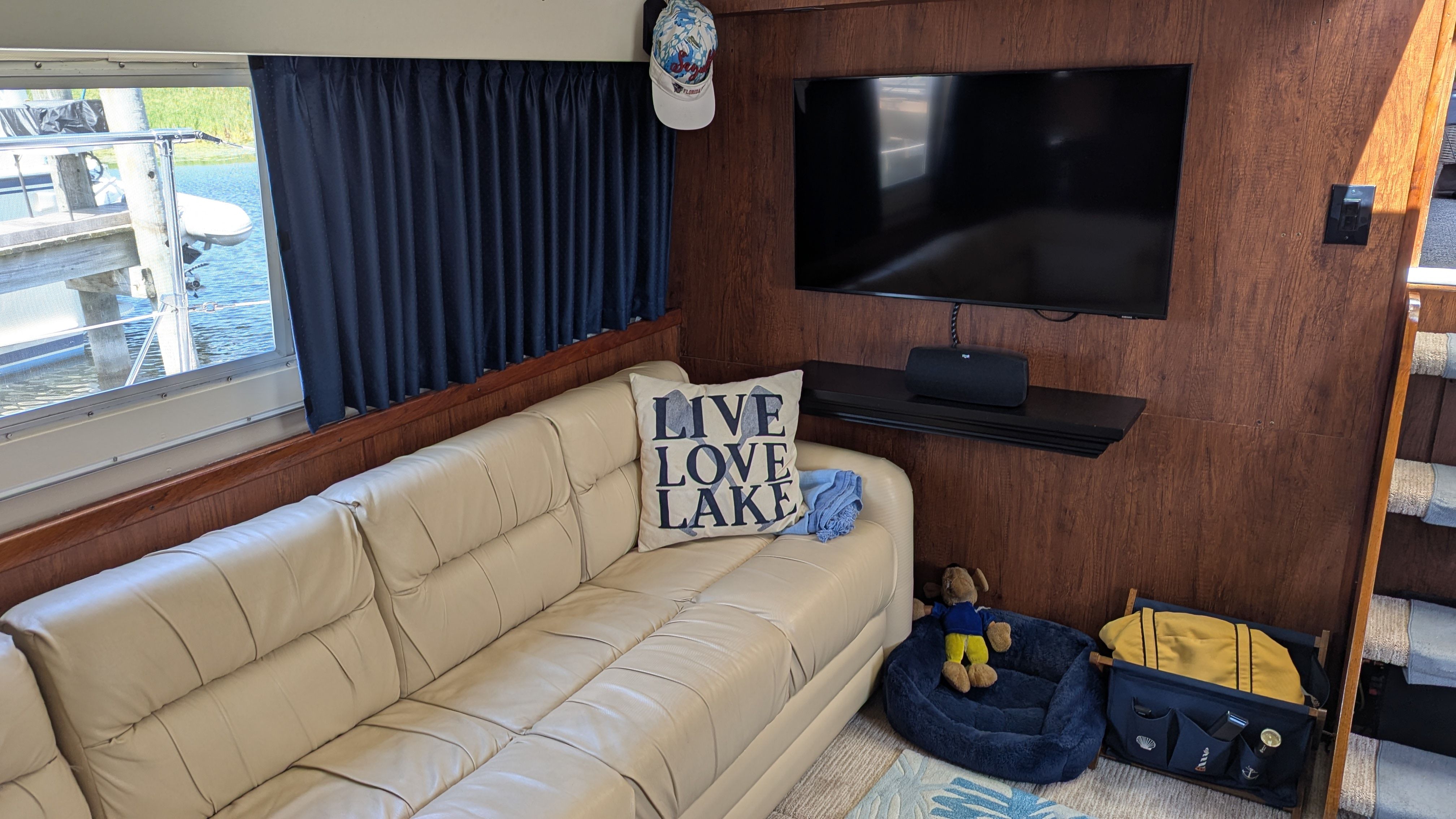 1975 Bertram 42 Motor Yacht - 24