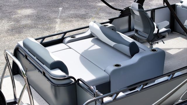 2026 Tahoe LTZ - 23 FT Versatile Rear Lounger - 10