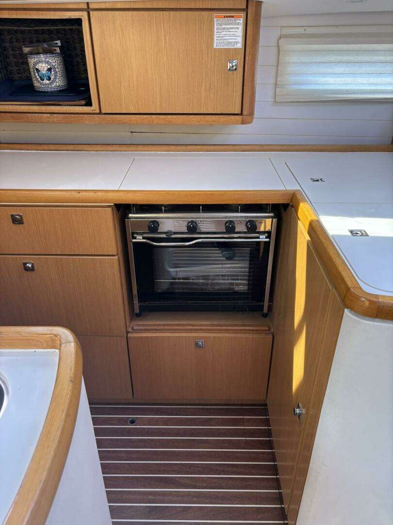 2012 Bavaria Vision 46 - Image 20