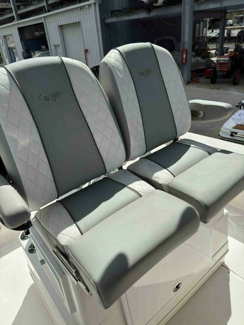 2020 Ranger 2360 Bay Boat - Image 21