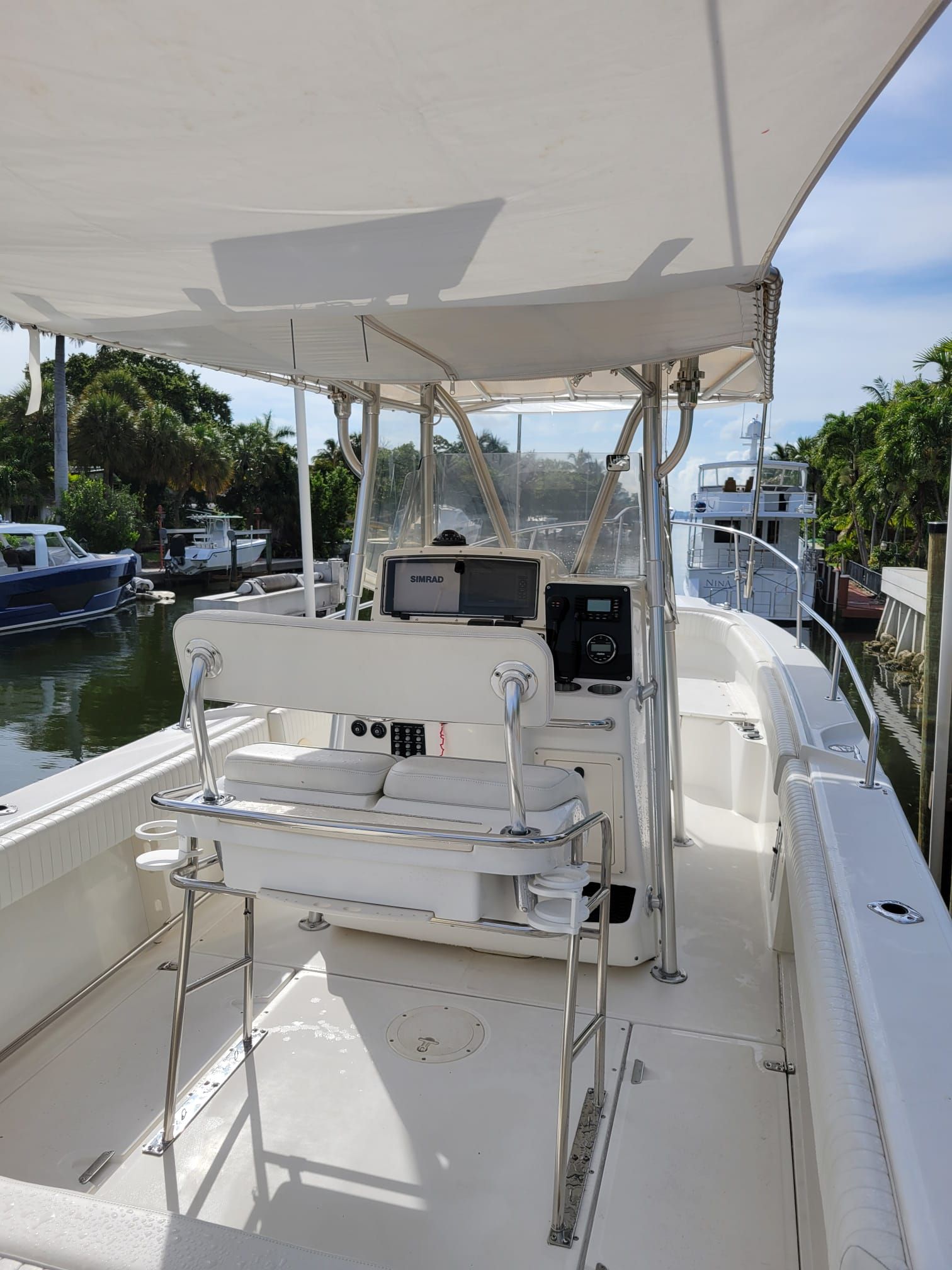 2001 Boston Whaler 26 Outrage