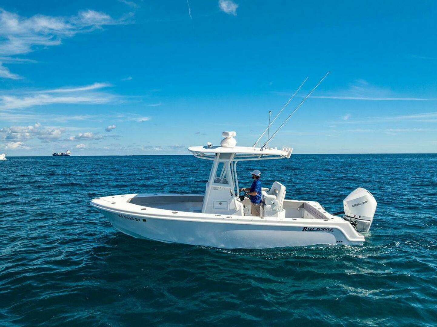 2026 Reef Runner 230 - Image 2