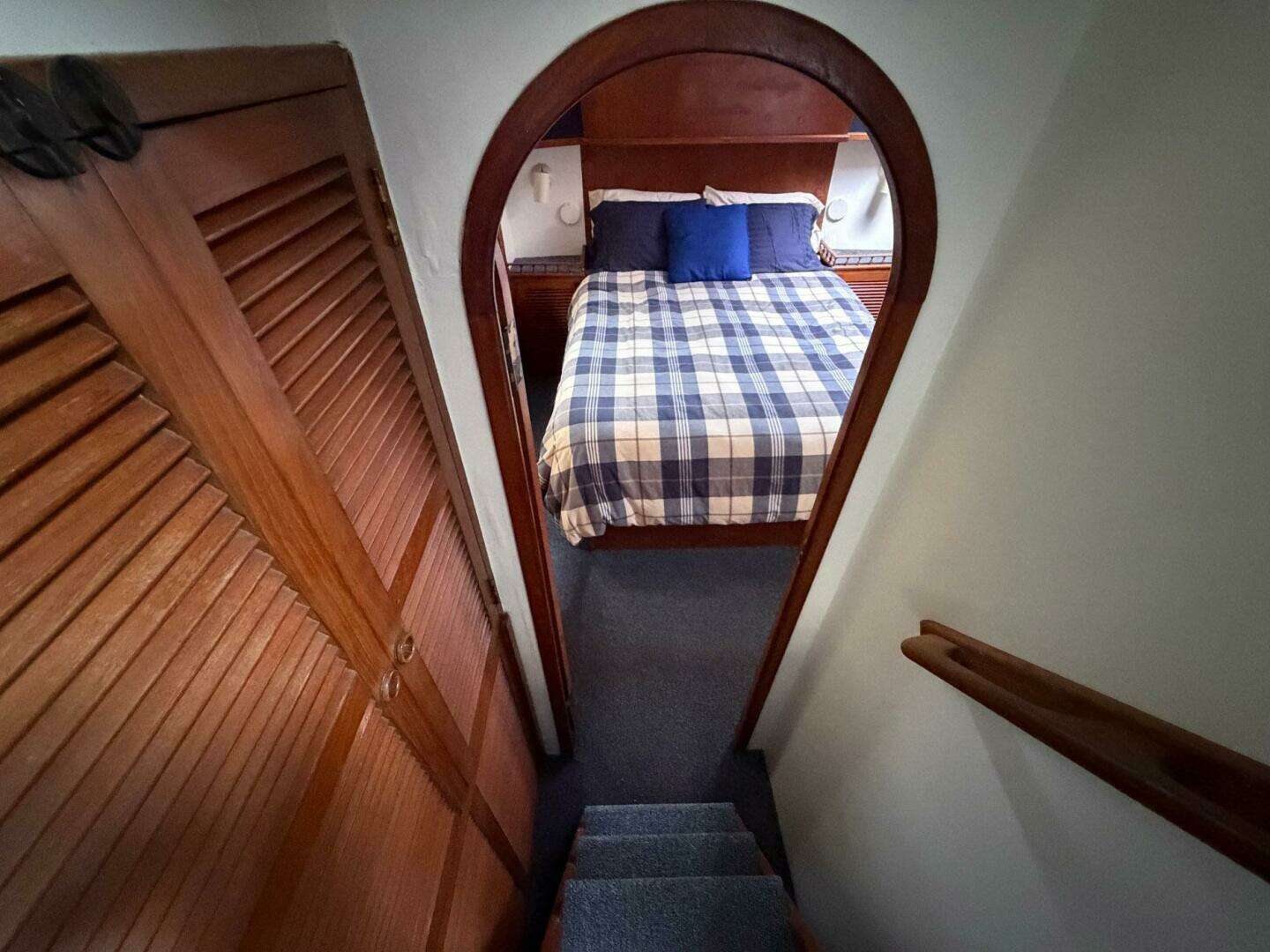 1984 Golden Star Trawler - Image 37