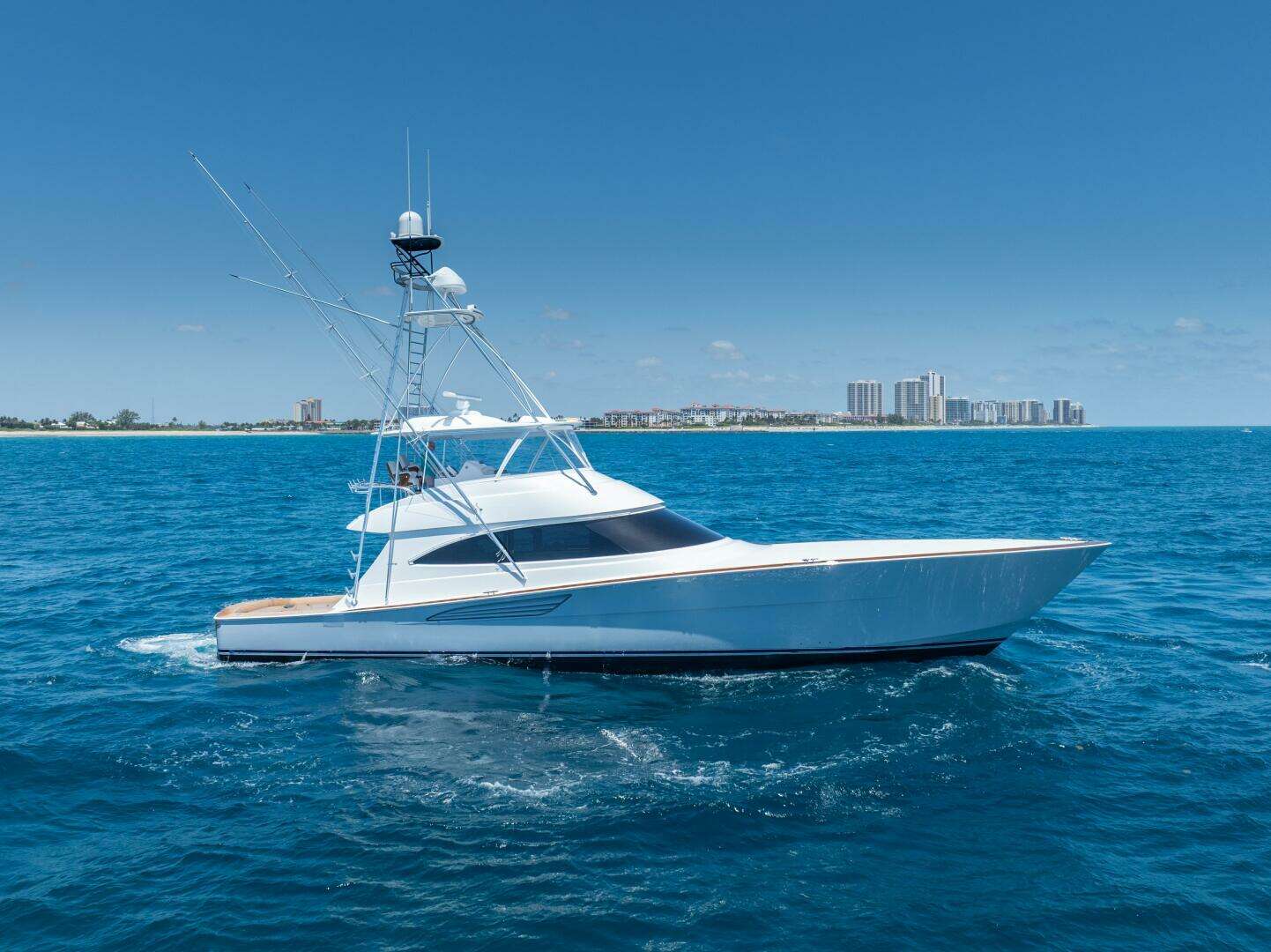 2026 Viking 74 Convertible - Image 3