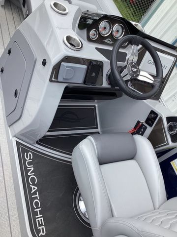2026 SunCatcher Fusion 324SL - 40