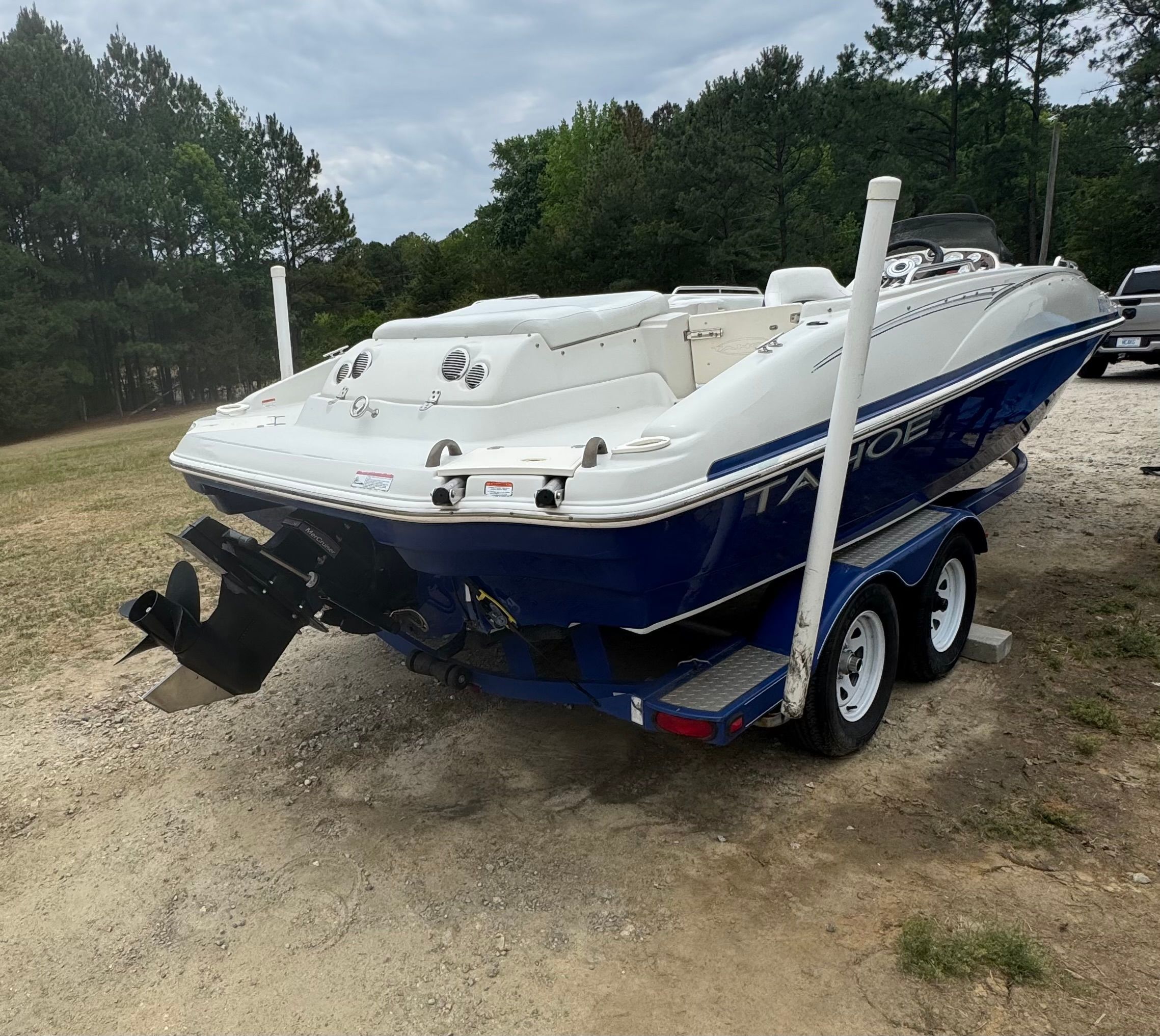 2008 Tahoe 215 I/O - 24