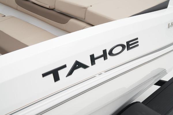 2025 Tahoe 185 S - 34