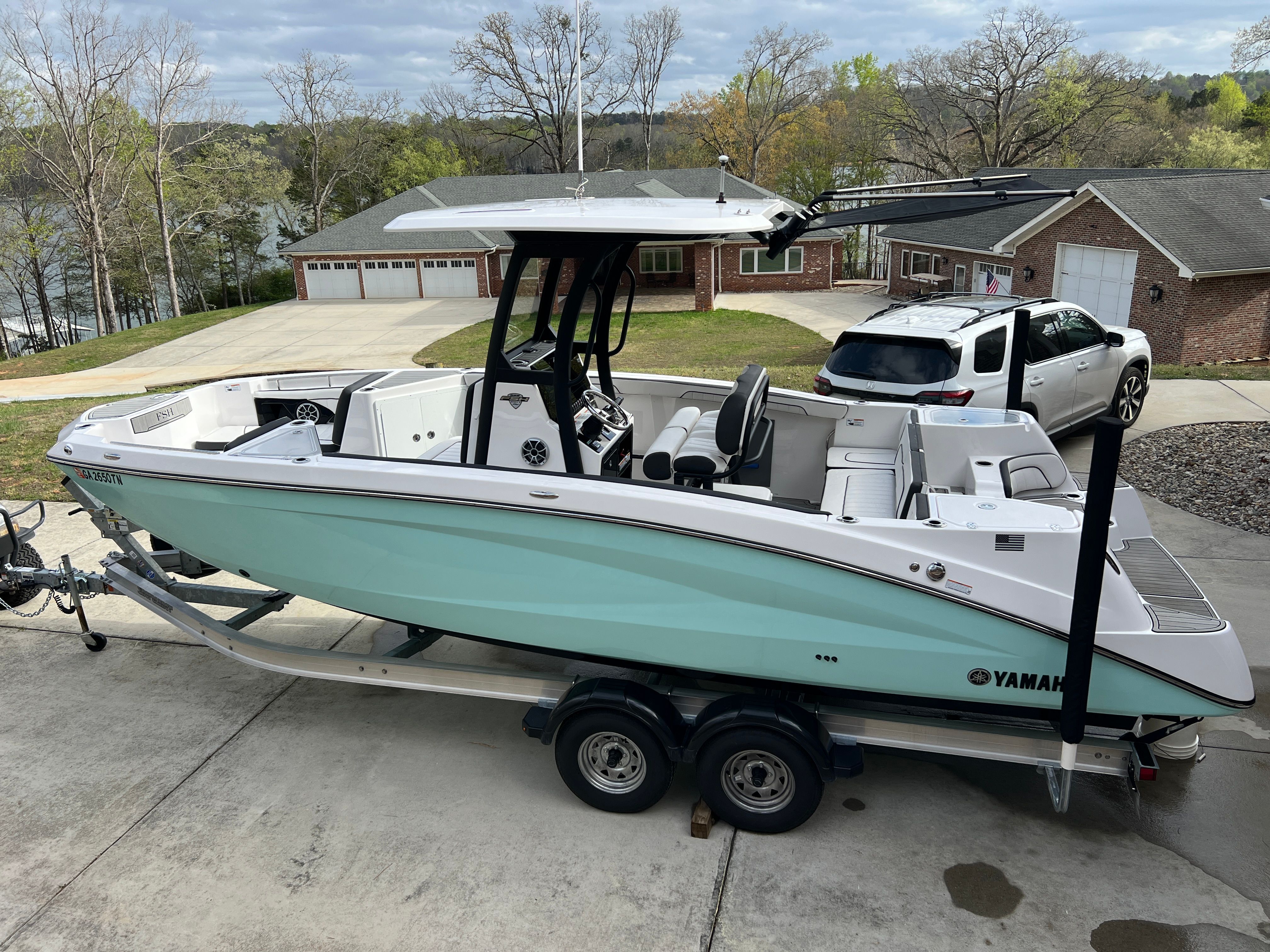 2023 Yamaha Boats 255 FSH Sport E - 2