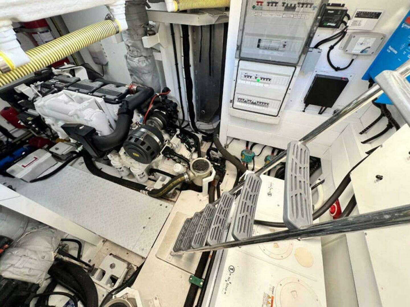 2020 Fairline Squadron - Image 78