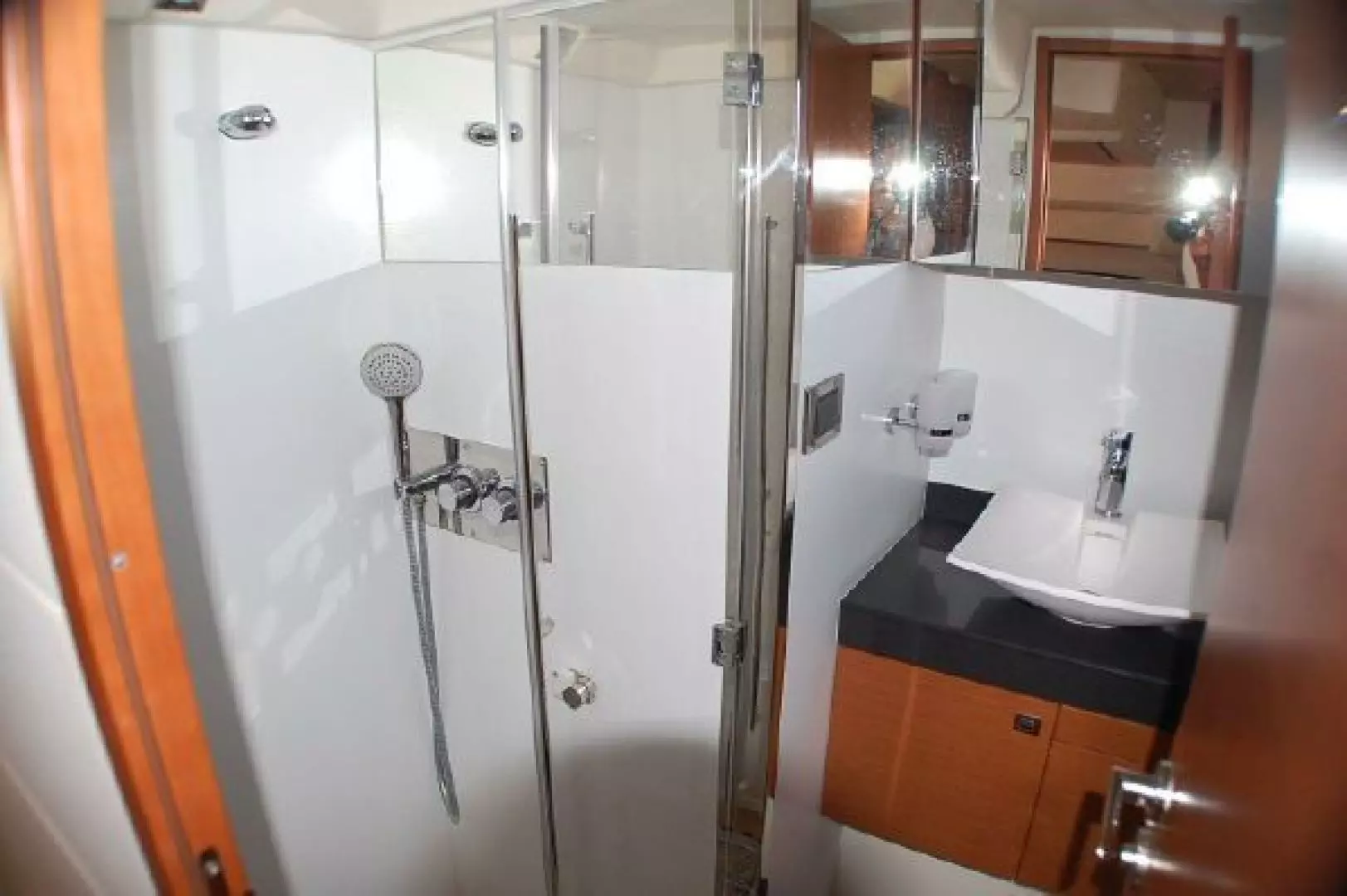 2014 Prestige 500 - Image 14