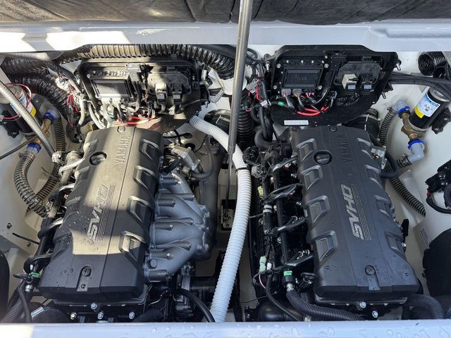 2026 Yamaha Boats 255XD - 43