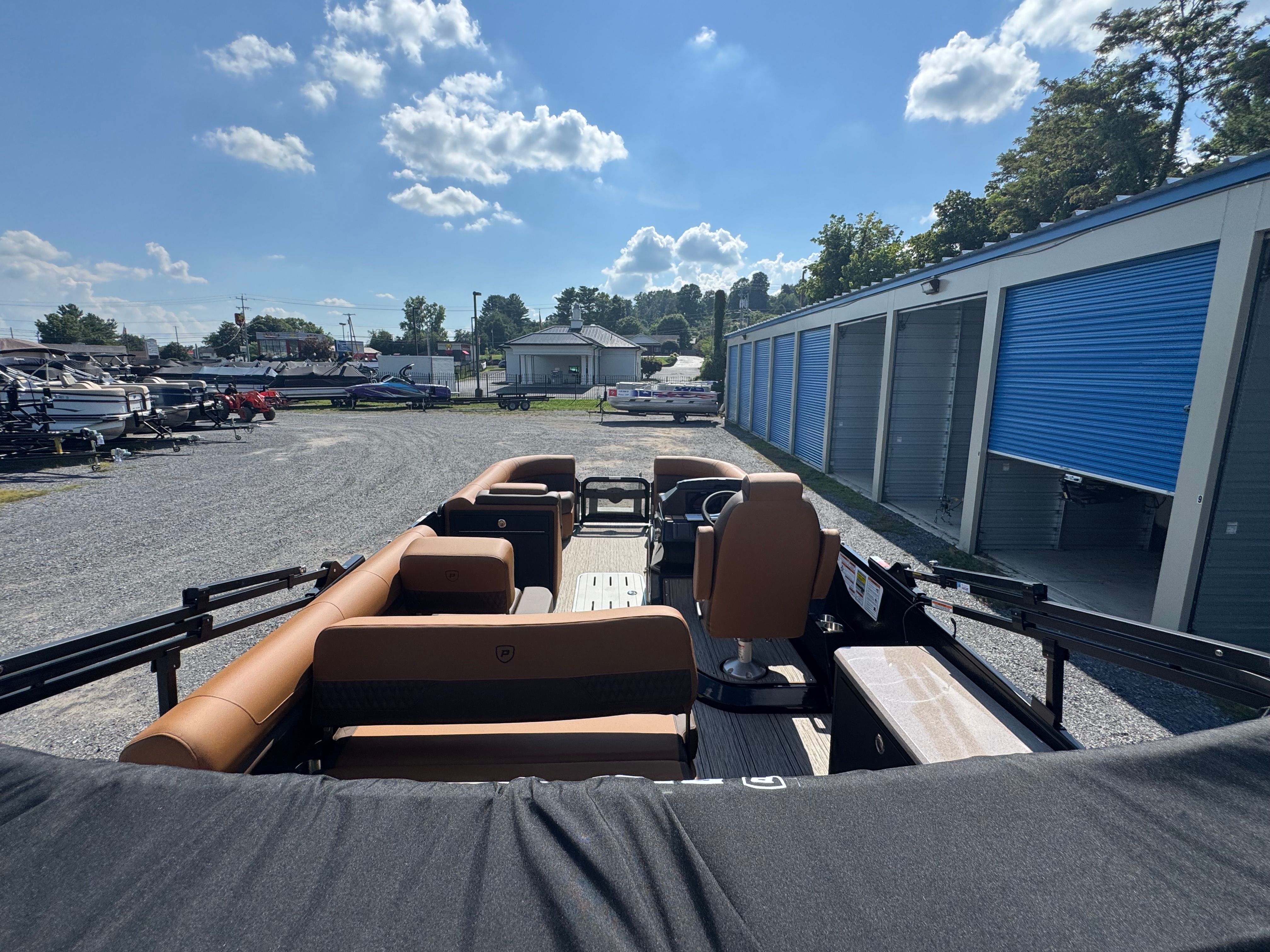 2026 Premier 250 Solaris Rear Social - 45