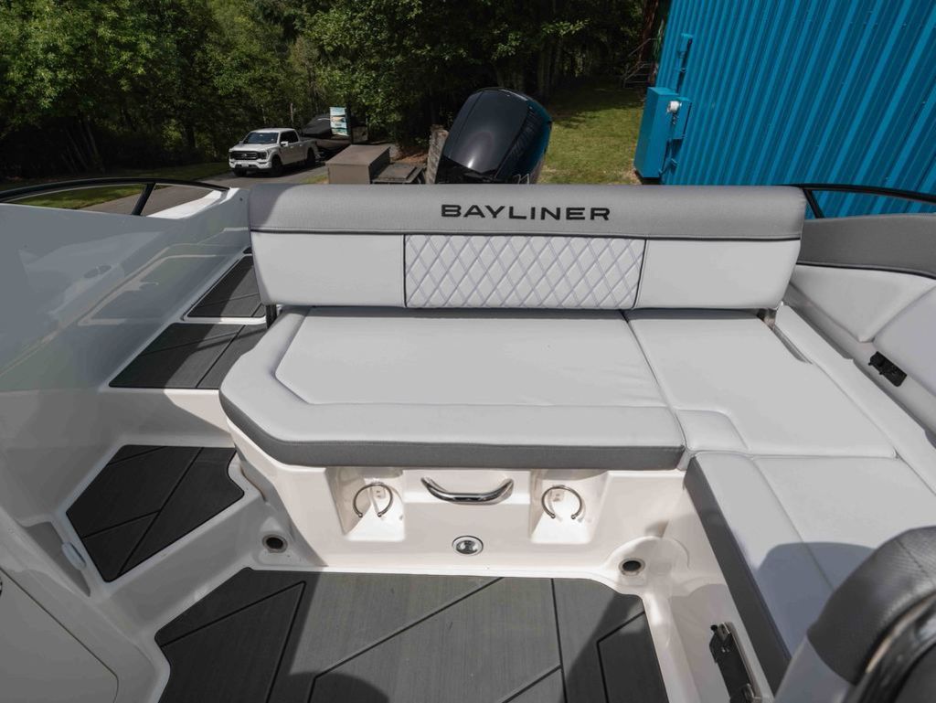 2025 Bayliner D22 - 14