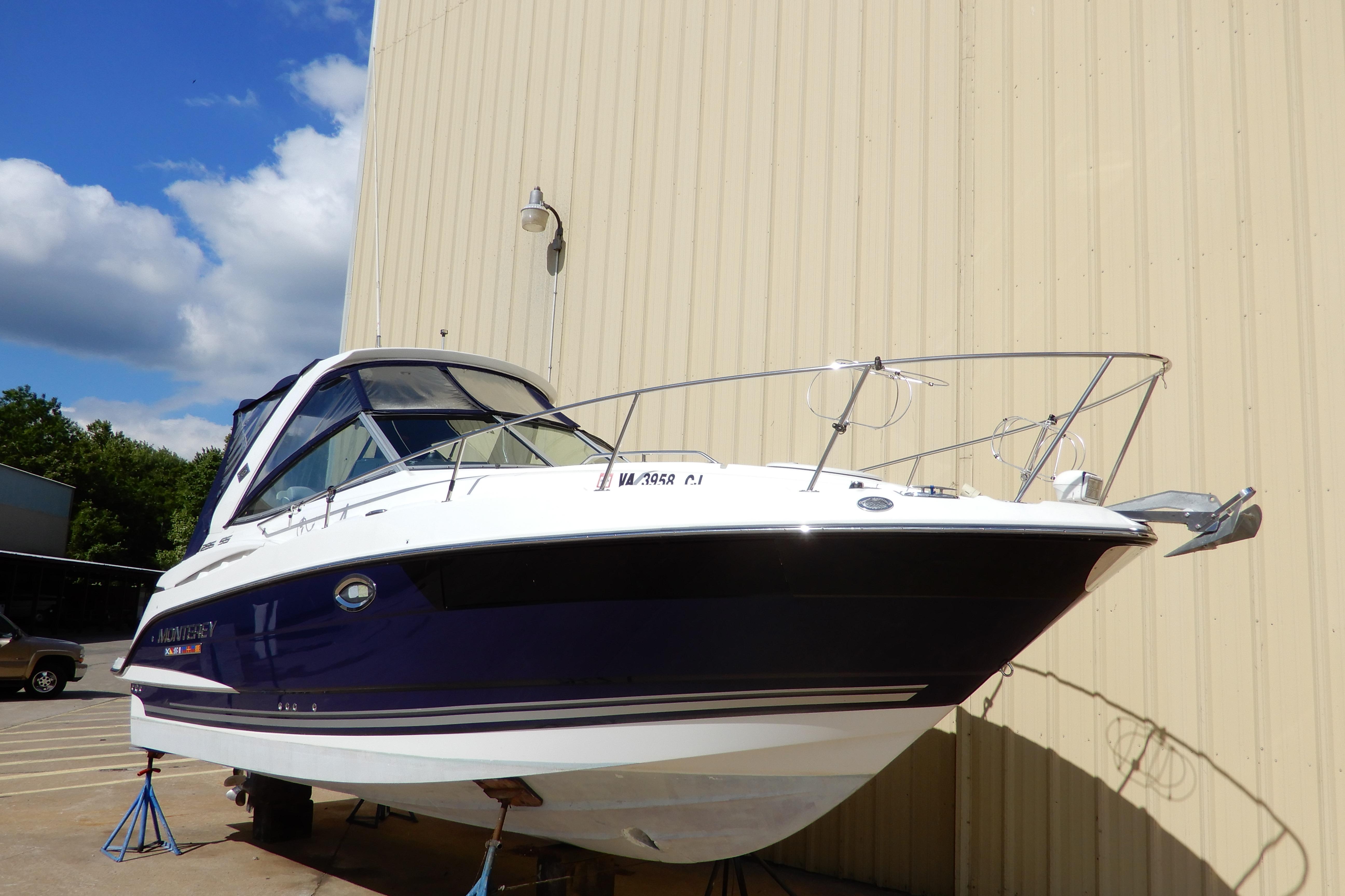 2022 Monterey 295 Sport Yacht