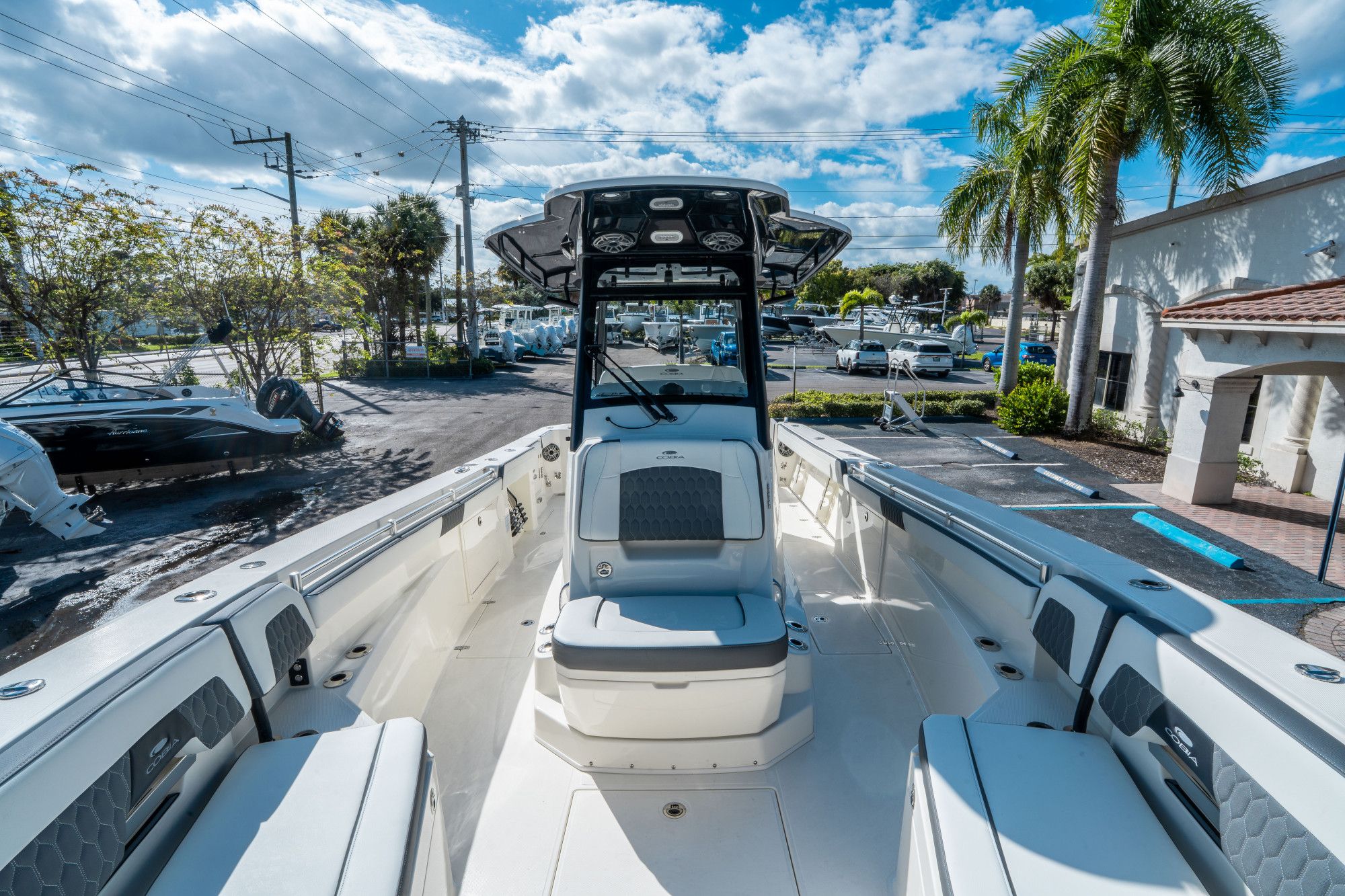 2026 Cobia 305 Center Console - 32